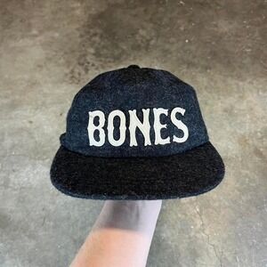 Bones black wool snapback hat